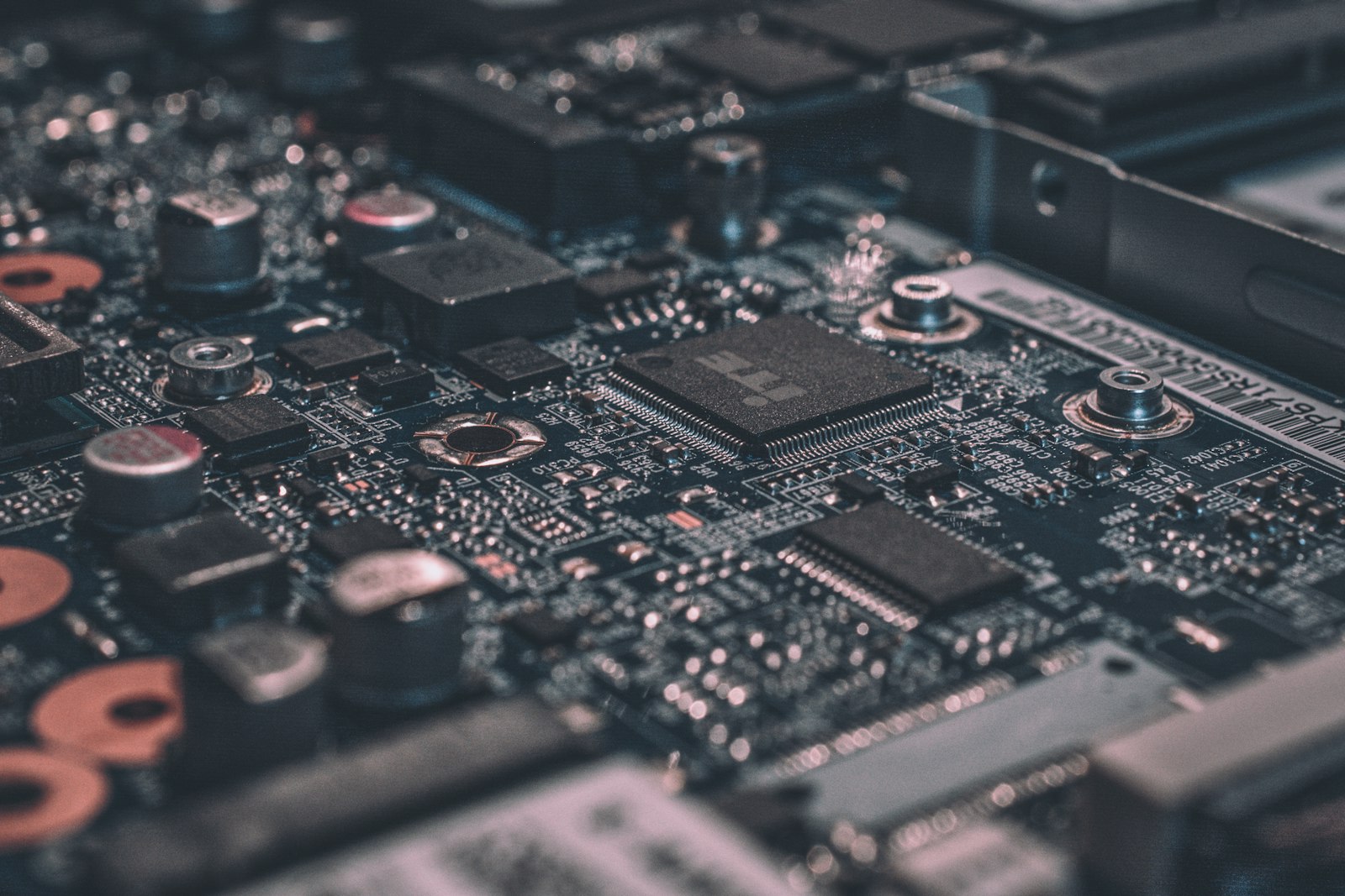 Detail technologie reprezentující umělou inteligenci